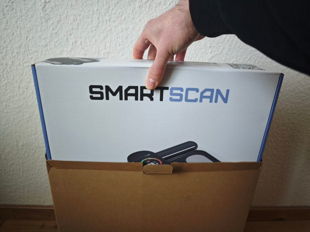 Jeg pakker Smartscan kropsscanner ud