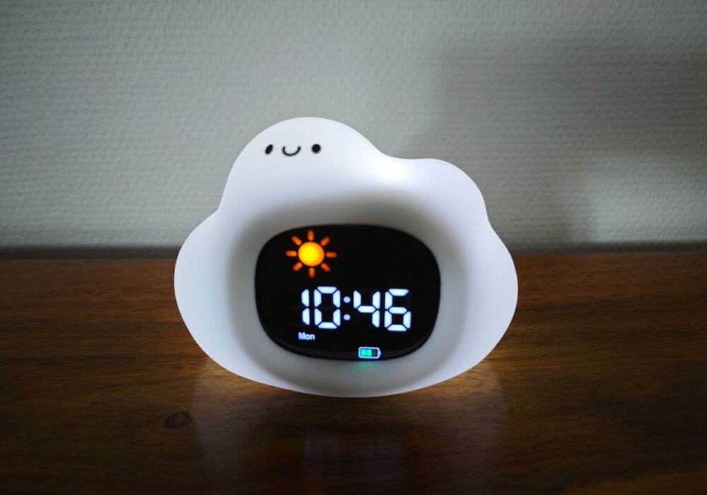 Noomu søvntræner og natlampe med solikon